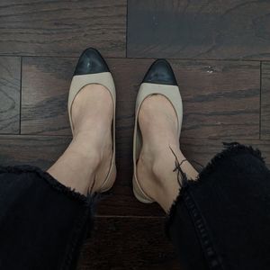 Vintage cap toe kitten heels